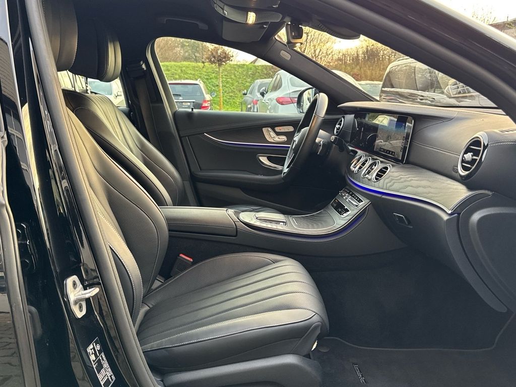 Mercedes-Benz E 300 2022