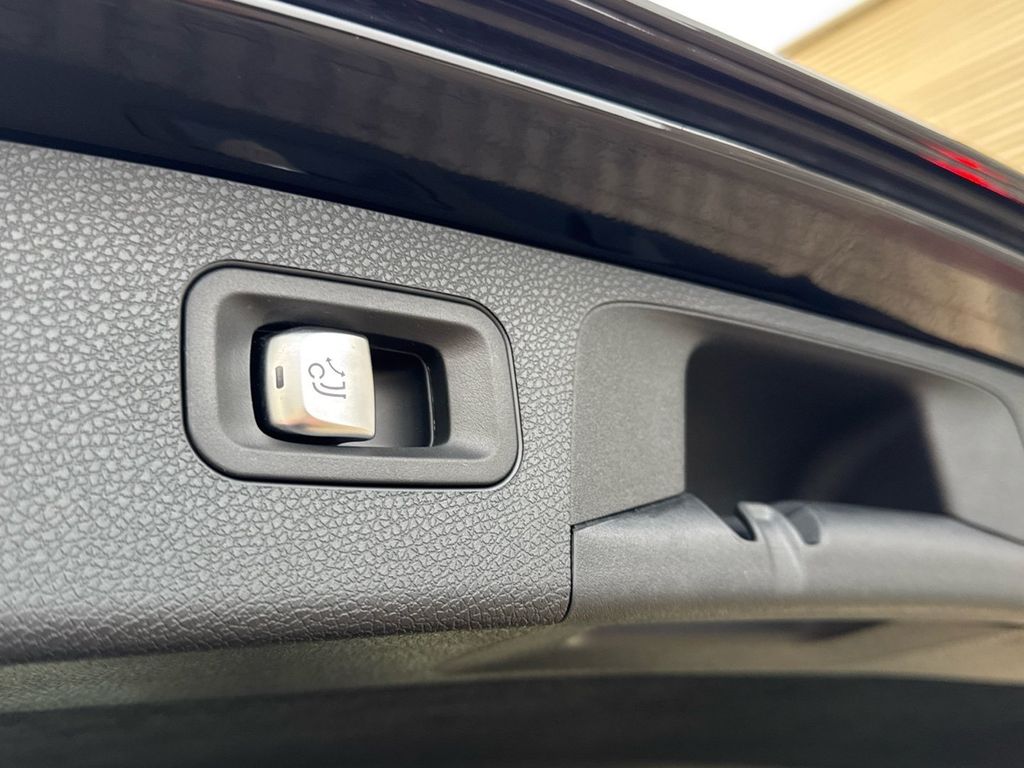 Mercedes-Benz E 300 2022