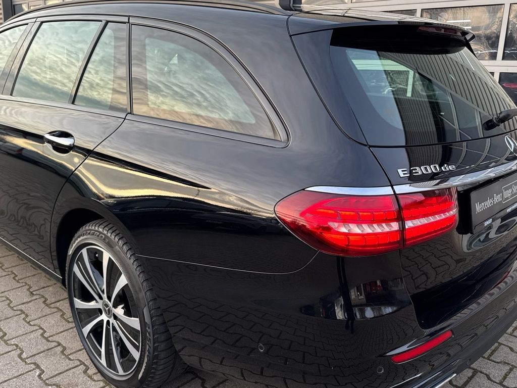Mercedes-Benz E 300 2022