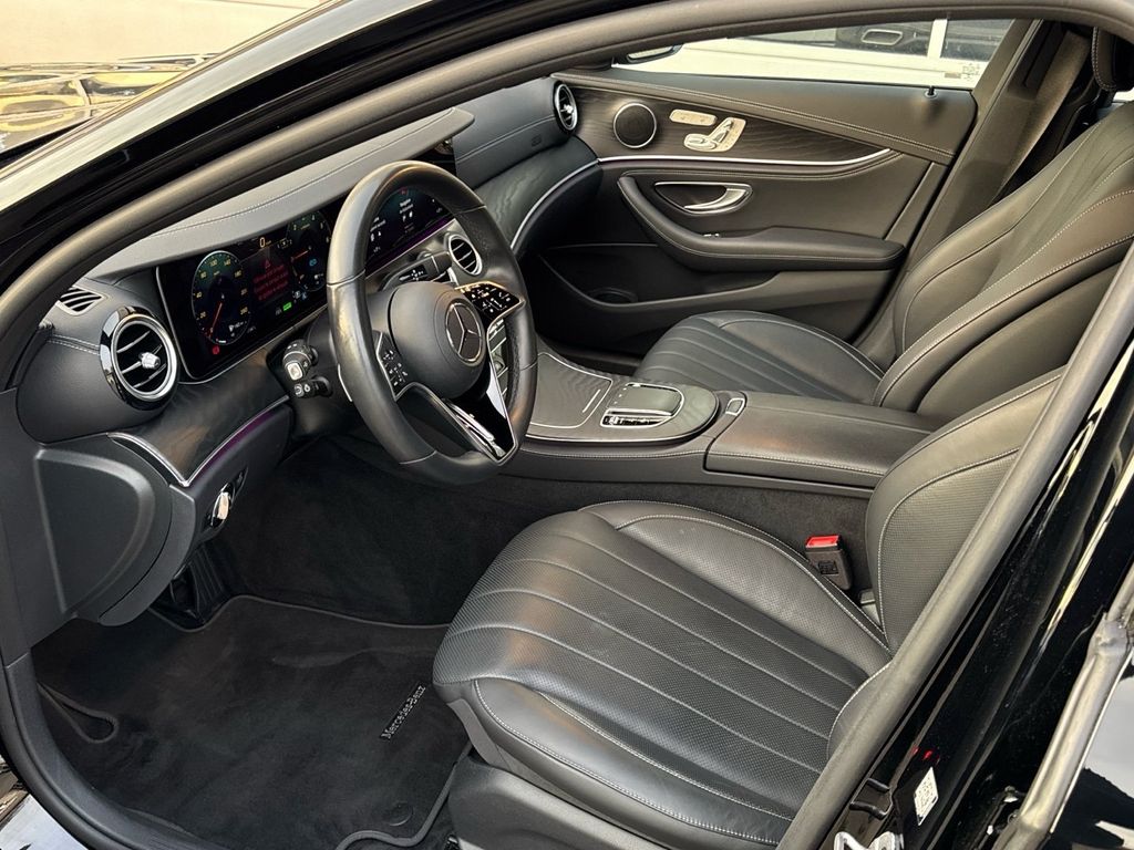 Mercedes-Benz E 300 2022