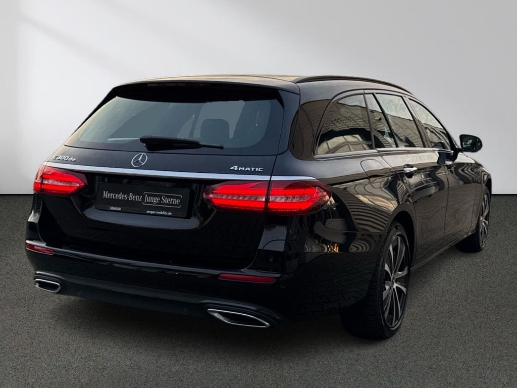 Mercedes-Benz E 300 2022
