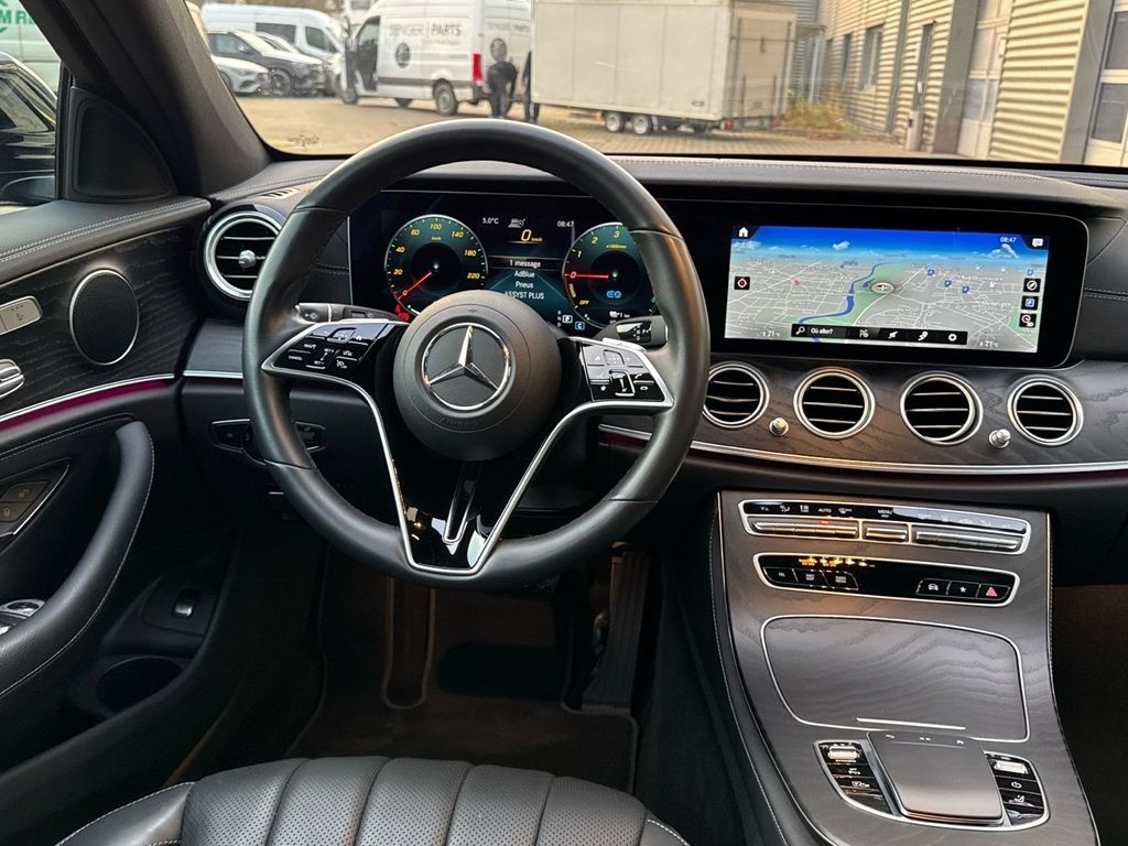Mercedes-Benz E 300 2022