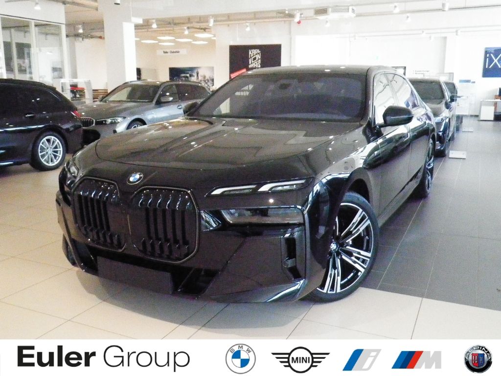 BMW 740 2025