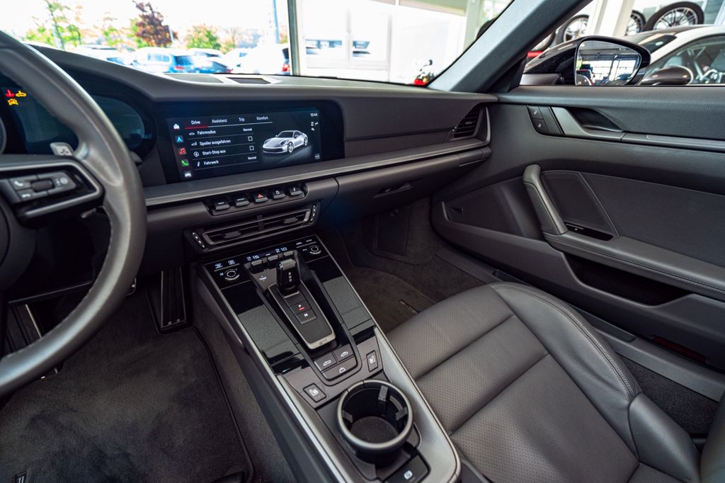 Porsche 992 2021