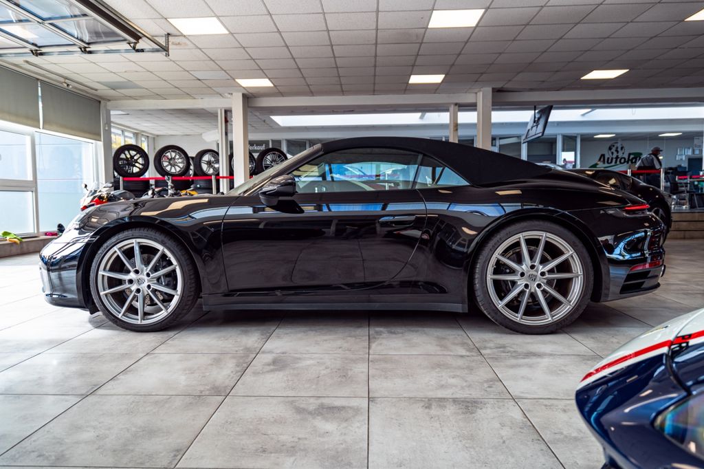 Porsche 992 2021