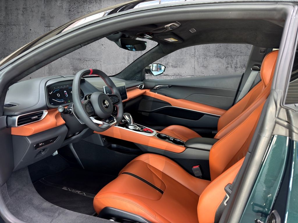 Lotus Emira 2025