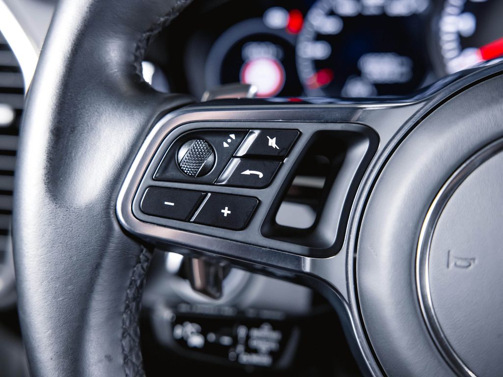 Porsche Cayenne 2019