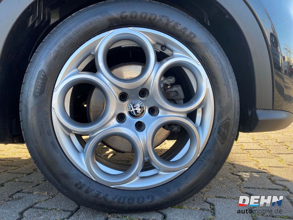 Alfa Romeo Tonale 2023