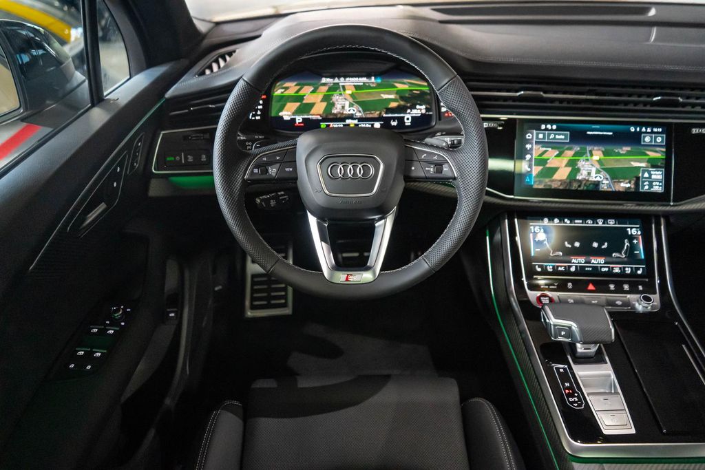 Audi SQ7 2024