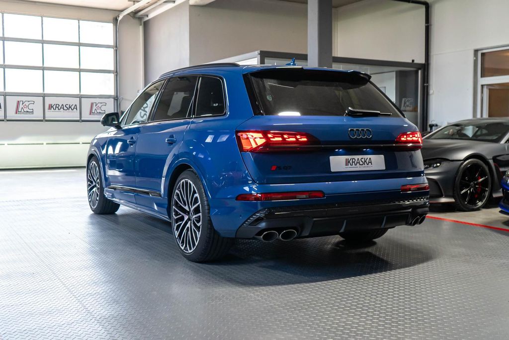 Audi SQ7 2024
