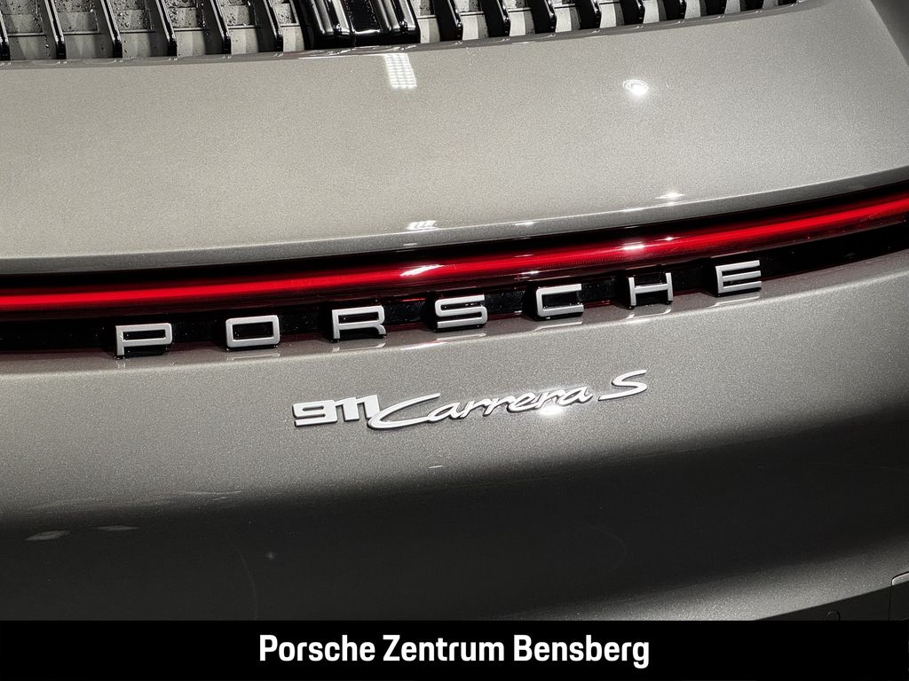 Porsche 992 2024