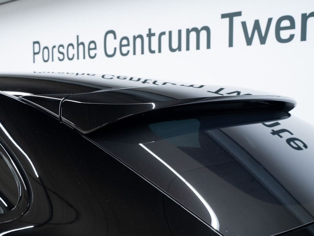 Porsche Cayenne 2024