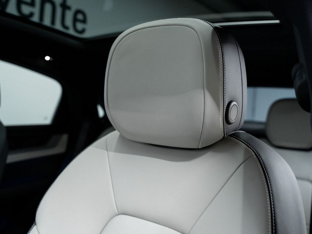 Porsche Cayenne 2024