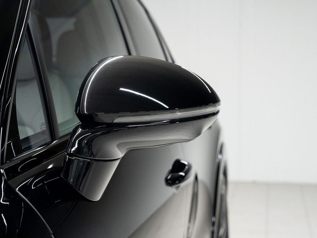 Porsche Cayenne 2024