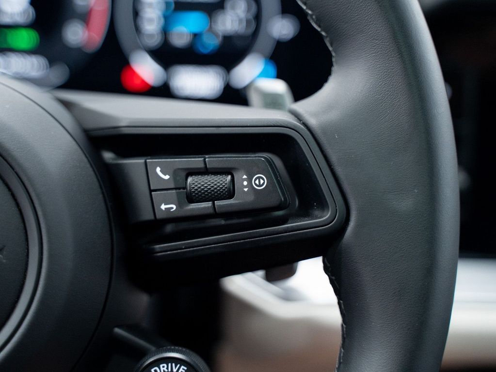 Porsche Cayenne 2024