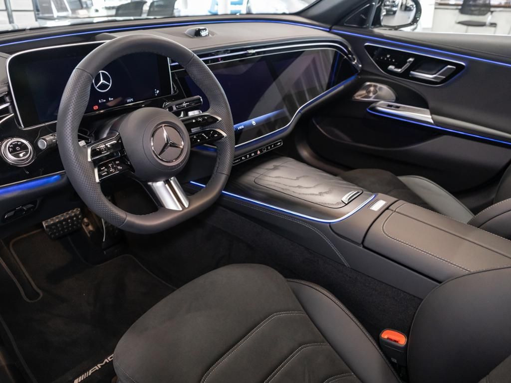 Mercedes-Benz E 300 2025