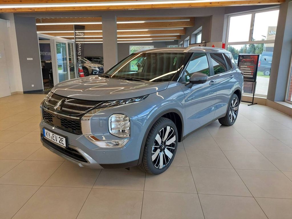 Mitsubishi Outlander 2025