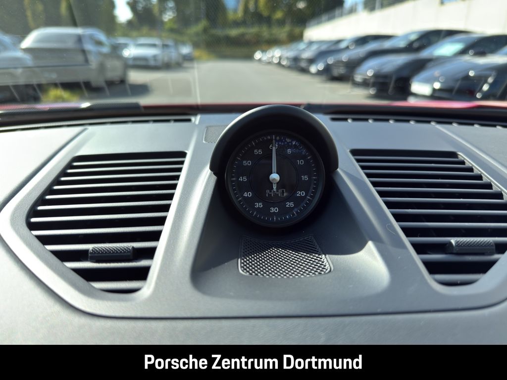 Porsche 992 2024