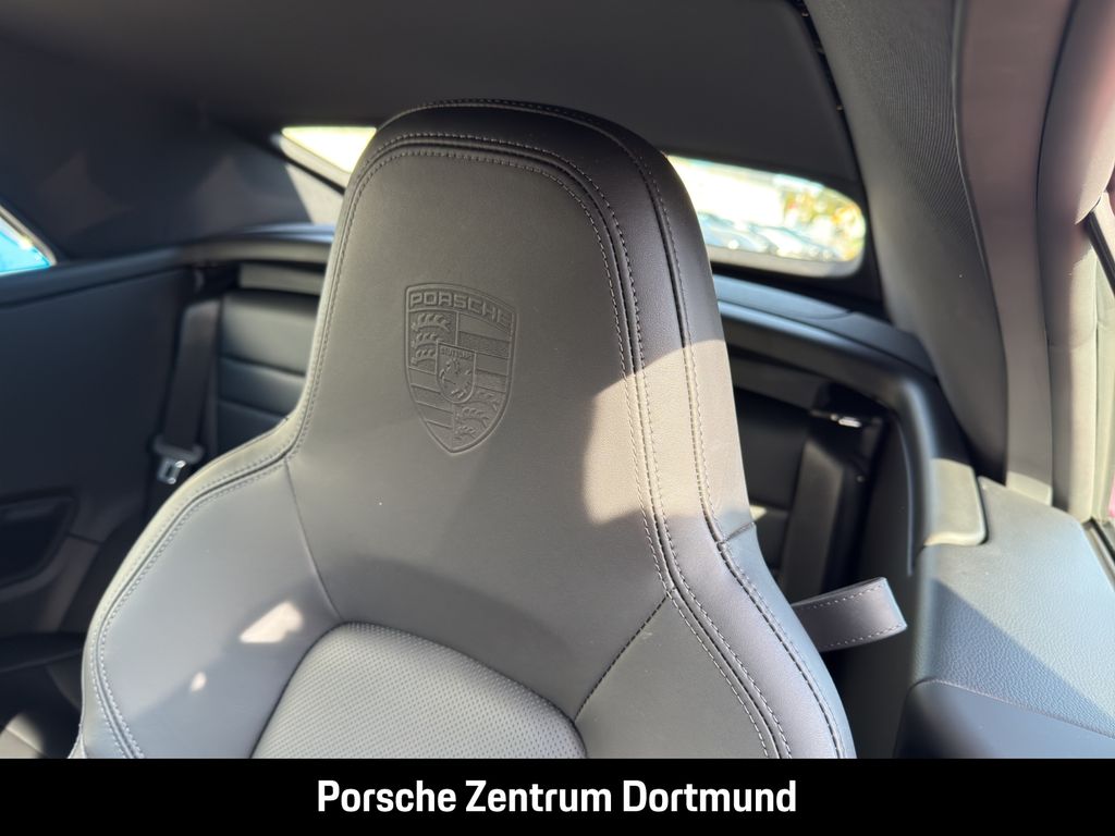 Porsche 992 2024