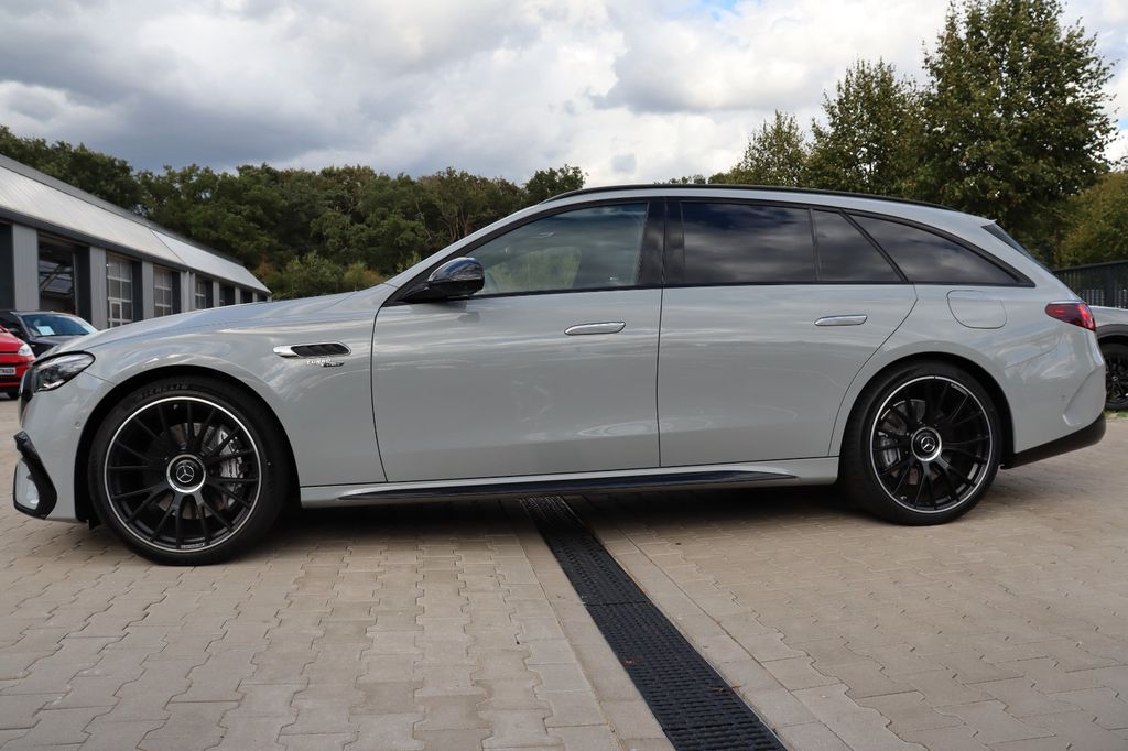 Mercedes-Benz E 53 AMG 2025