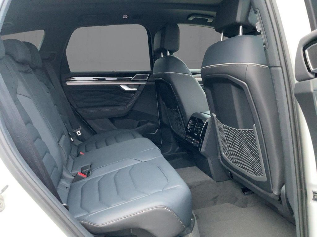 Volkswagen Touareg 2025