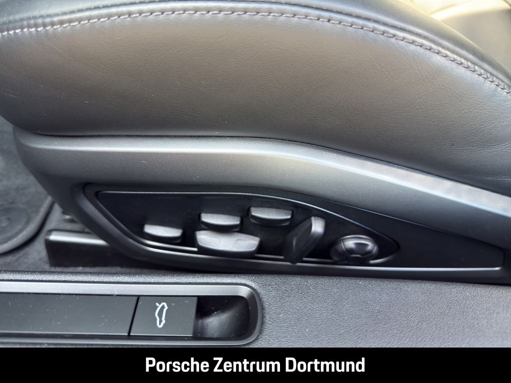 Porsche 992 2024