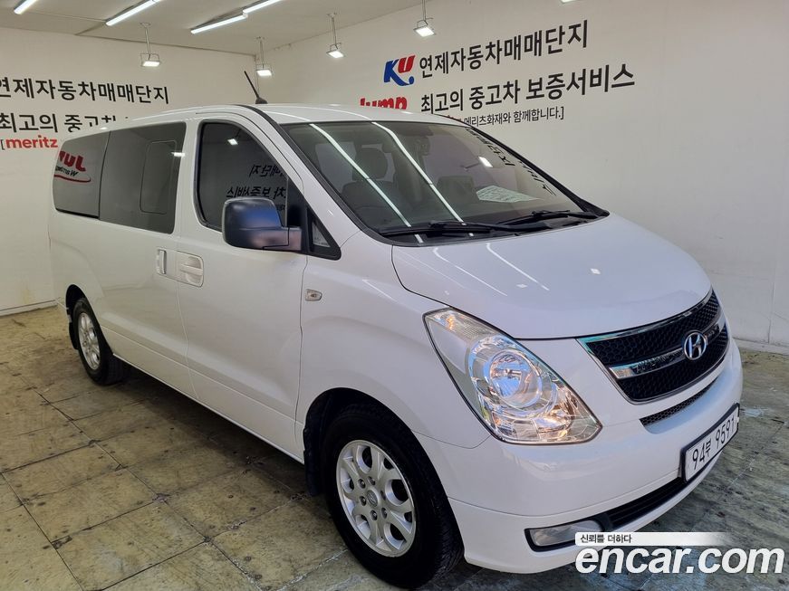 Hyundai Starex 2016
