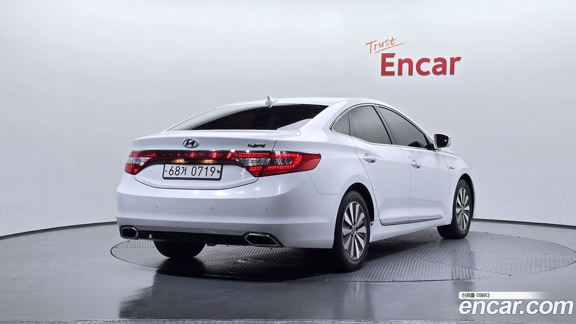 Hyundai Grandeur 2016