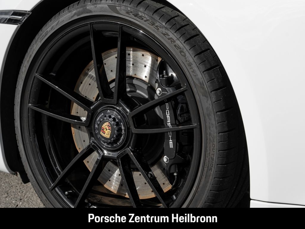 Porsche 992 2024