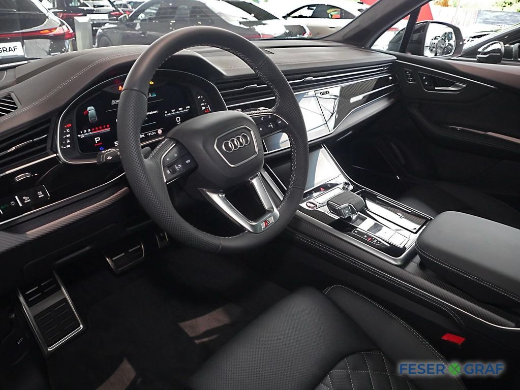 Audi SQ7 2025