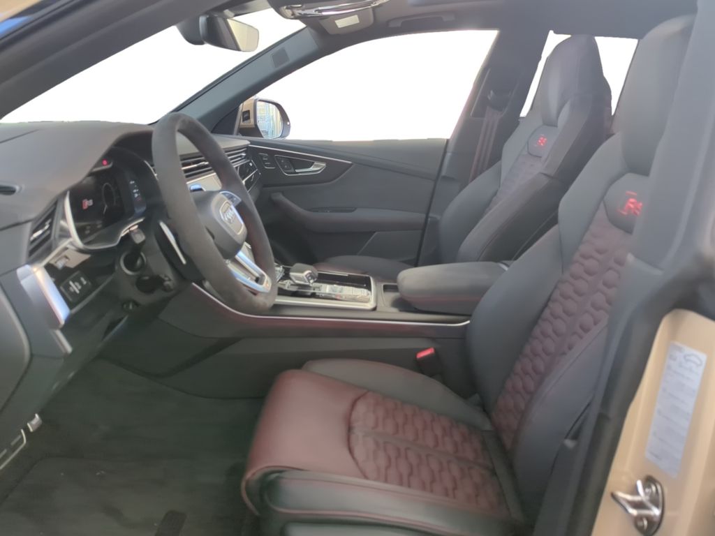 Audi RSQ8 2025
