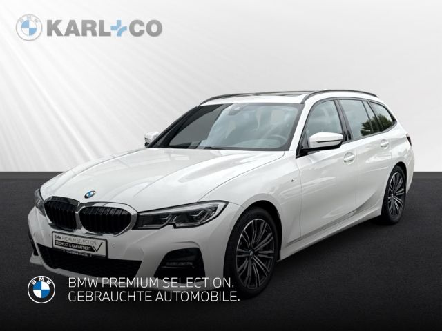 BMW 330 2022