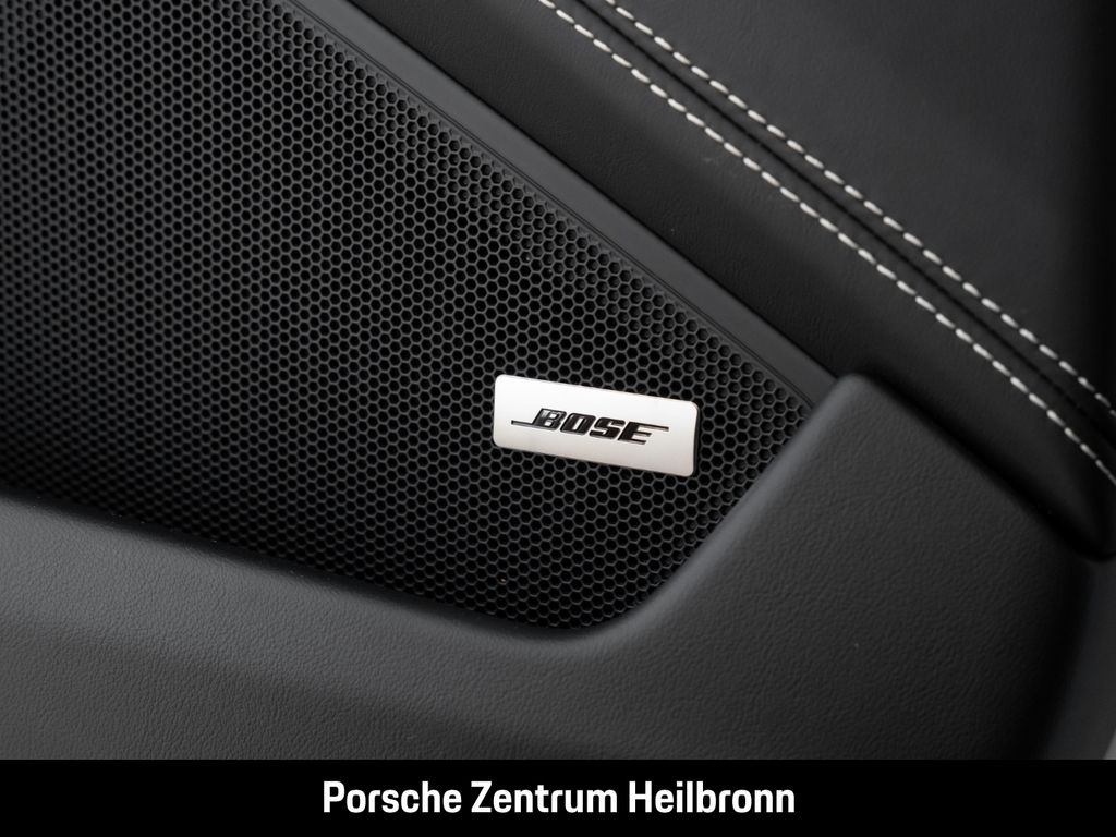 Porsche 992 2024