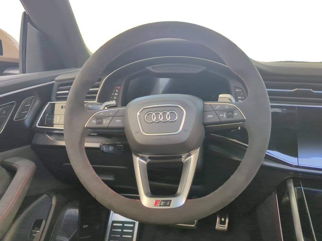 Audi RSQ8 2025