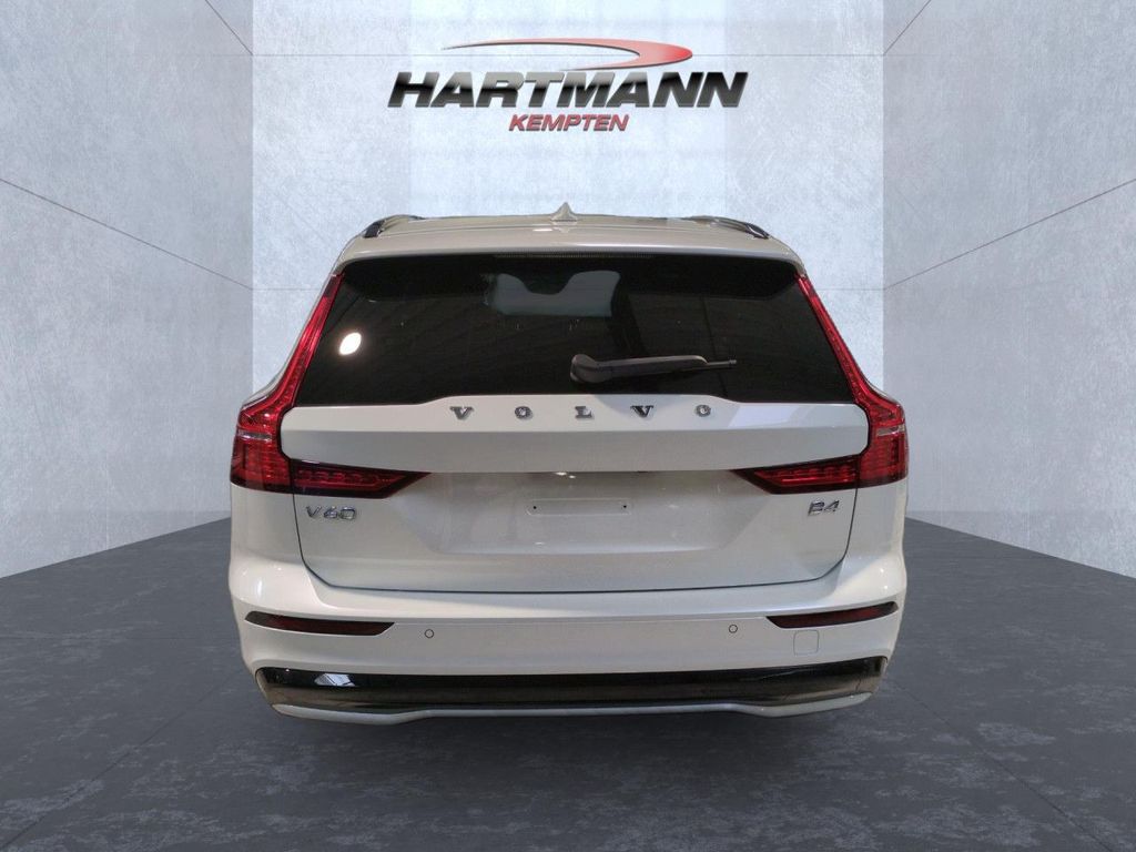 Volvo V60 2024