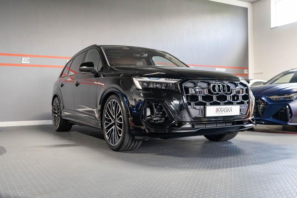 Audi SQ7 2025