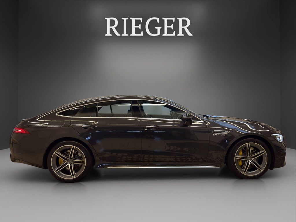 Mercedes-Benz AMG GT 2024