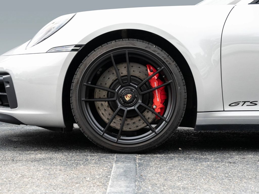 Porsche 992 2022