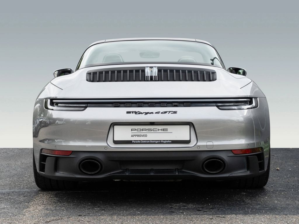 Porsche 992 2022