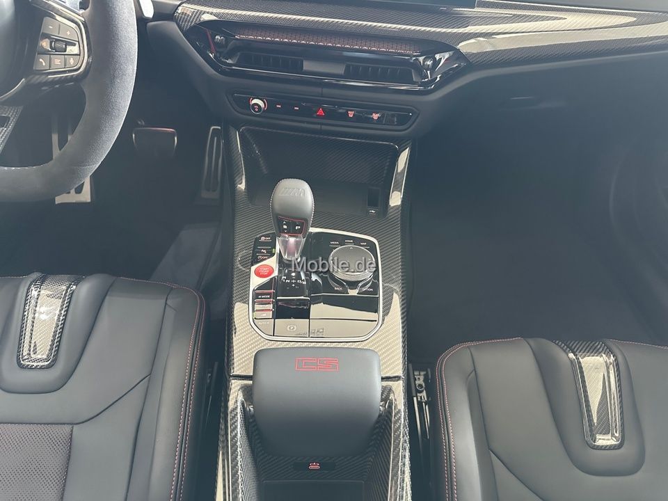 BMW M4 2025