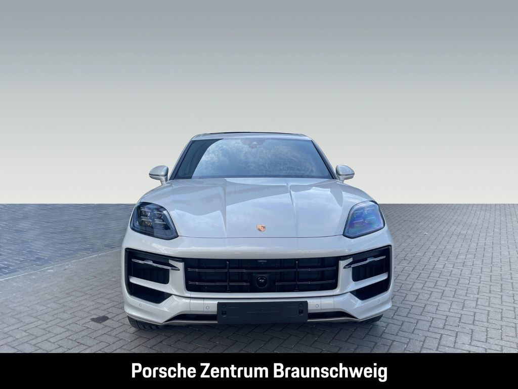 Porsche Cayenne 2025