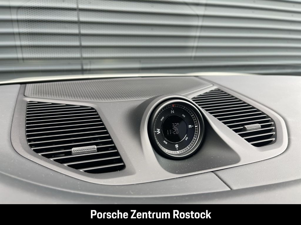 Porsche Cayenne 2025