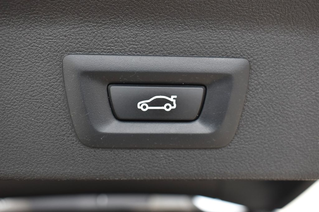 BMW iX3 2021