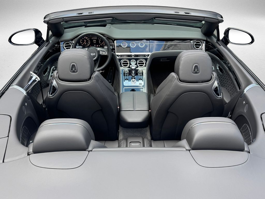 Bentley Continental GTC 2021