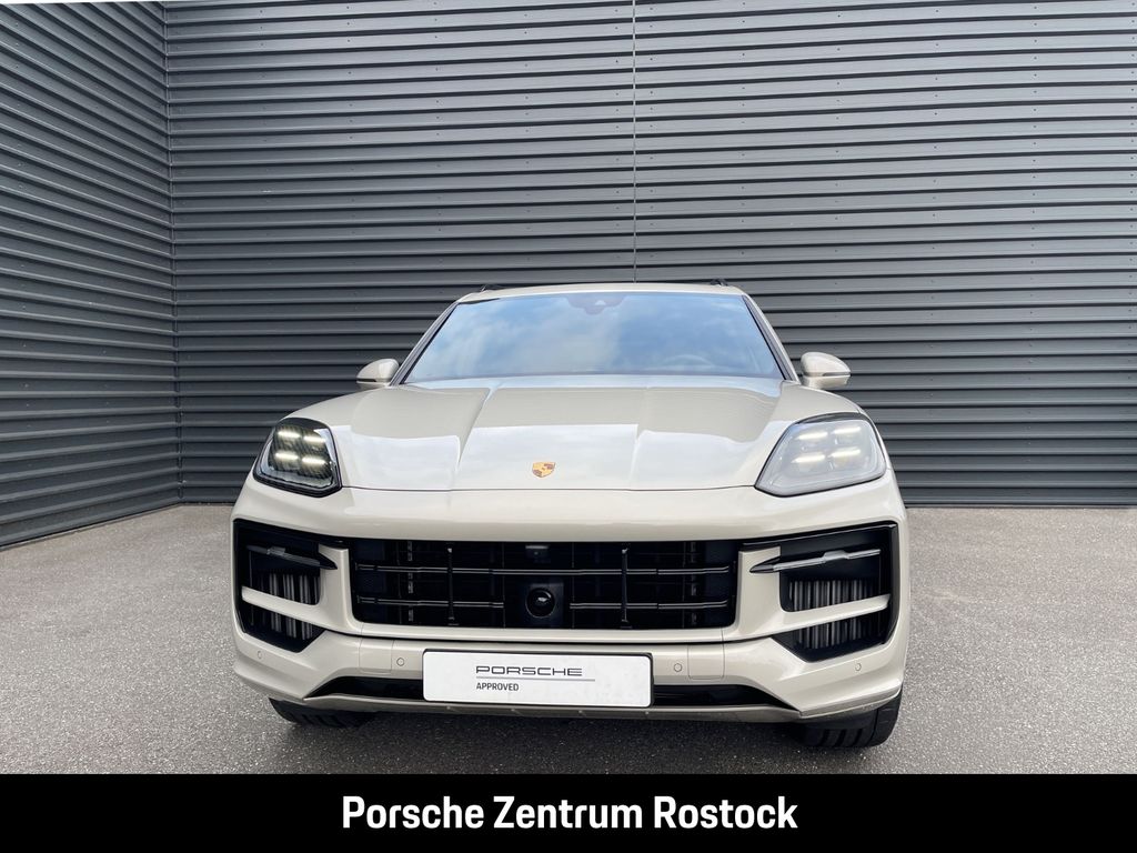 Porsche Cayenne 2025