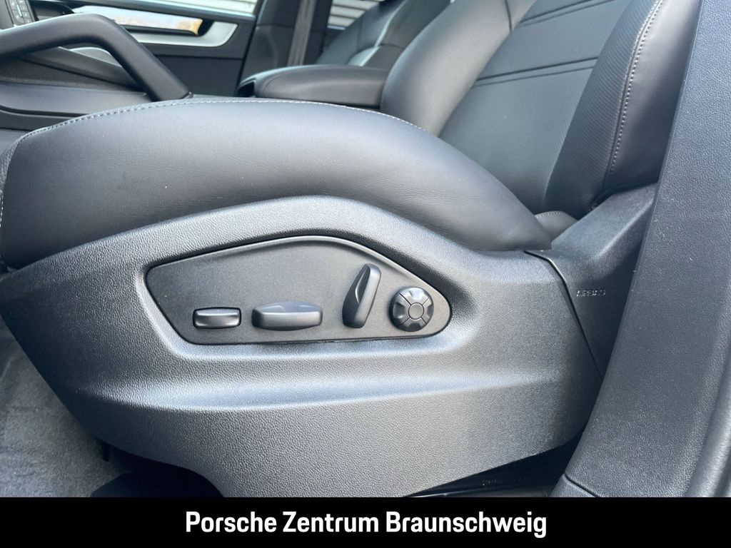 Porsche Cayenne 2025