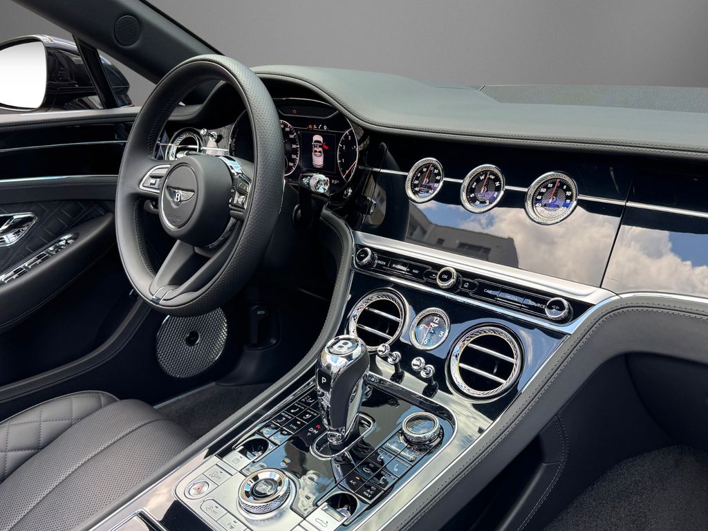 Bentley Continental GTC 2021