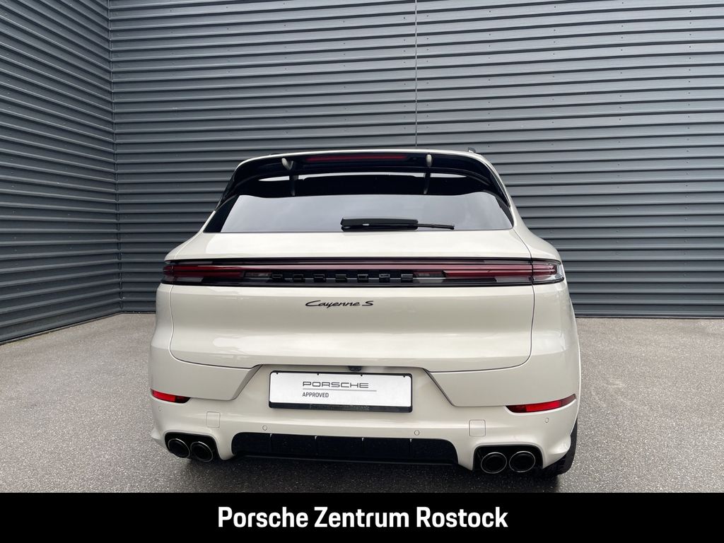 Porsche Cayenne 2025