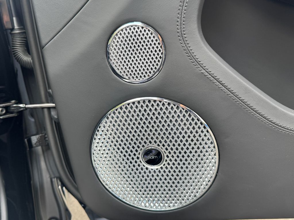 Bentley Continental GTC 2021