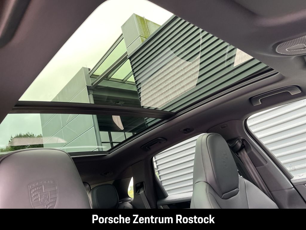 Porsche Cayenne 2025